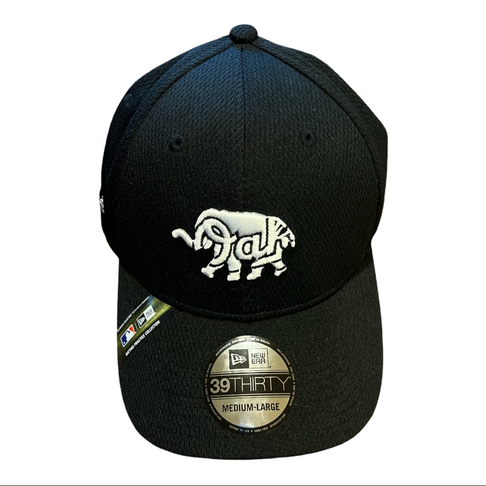 New Era Oakland Athletics MLB Elephant 39Thirty Black Flex Fit Hat NEW Sz ML